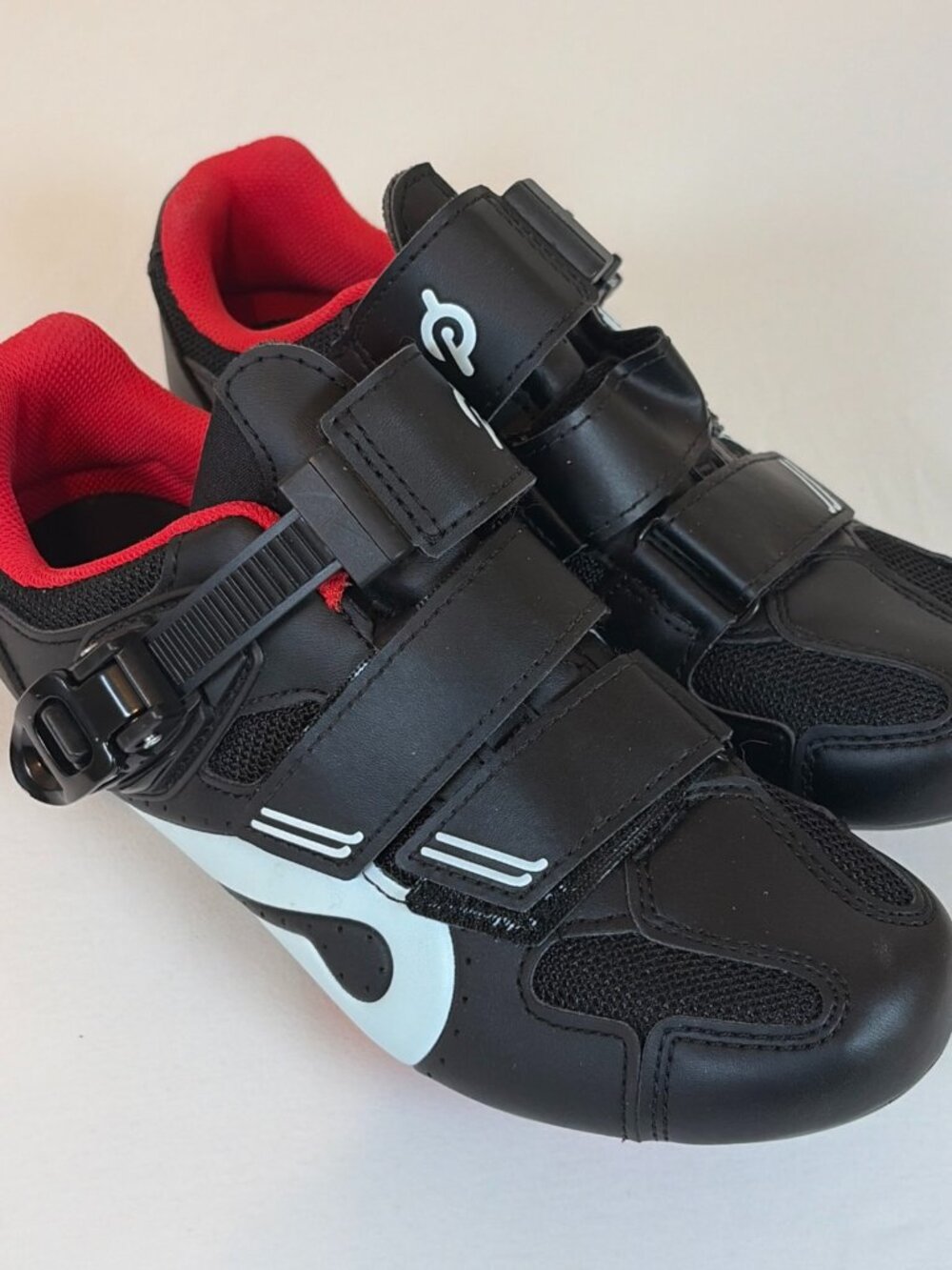 Peloton US Size 7 Peloton Size 38 Cycling Shoes Women's 7 Black